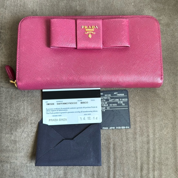 Prada Saffiano Long Wallet - Picture 2 of 9